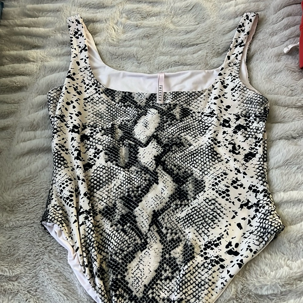 SNAKE PRINT BODYSUIT